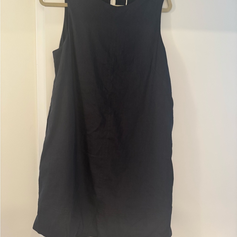 Everlane Classic Black Tank Top